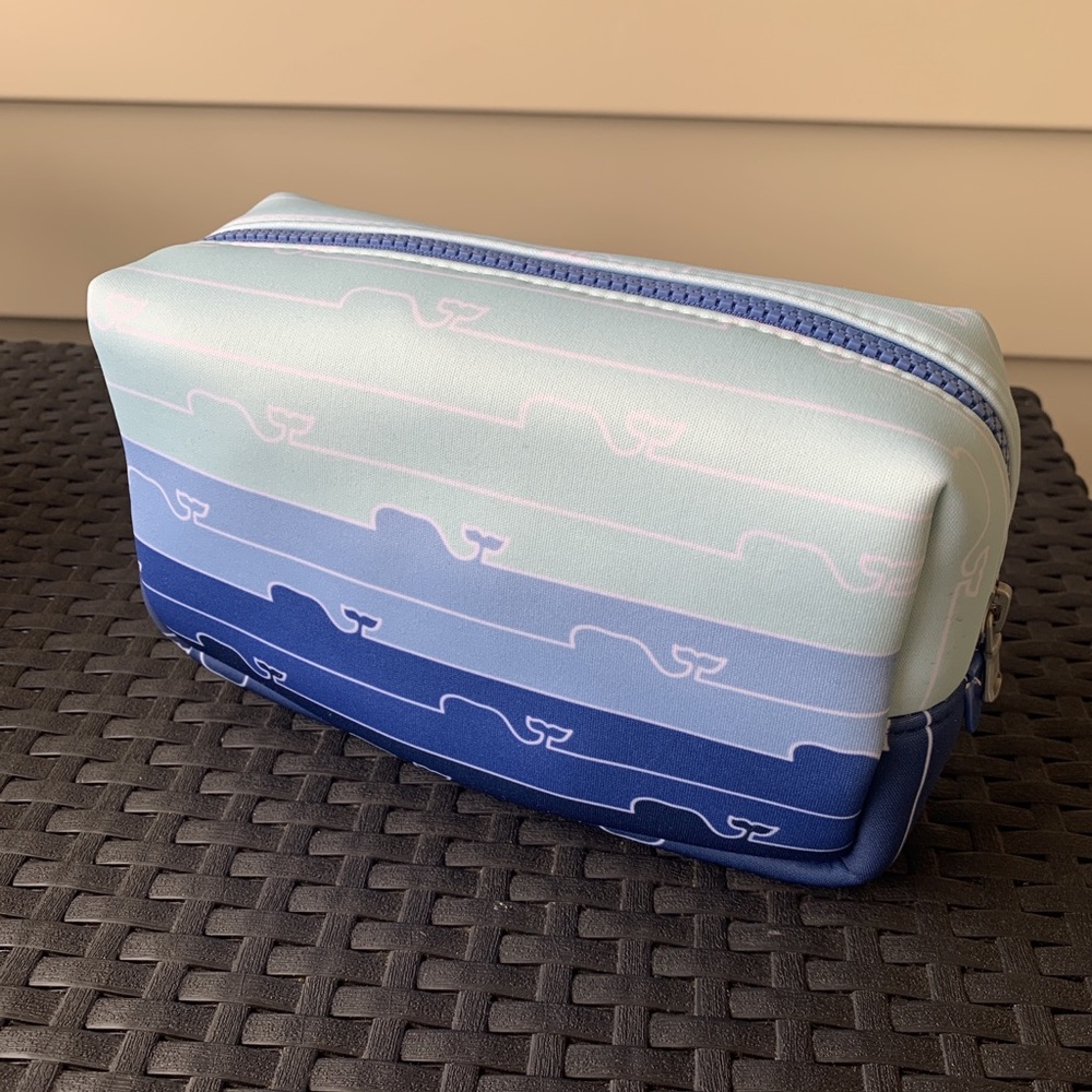 vineyard vines